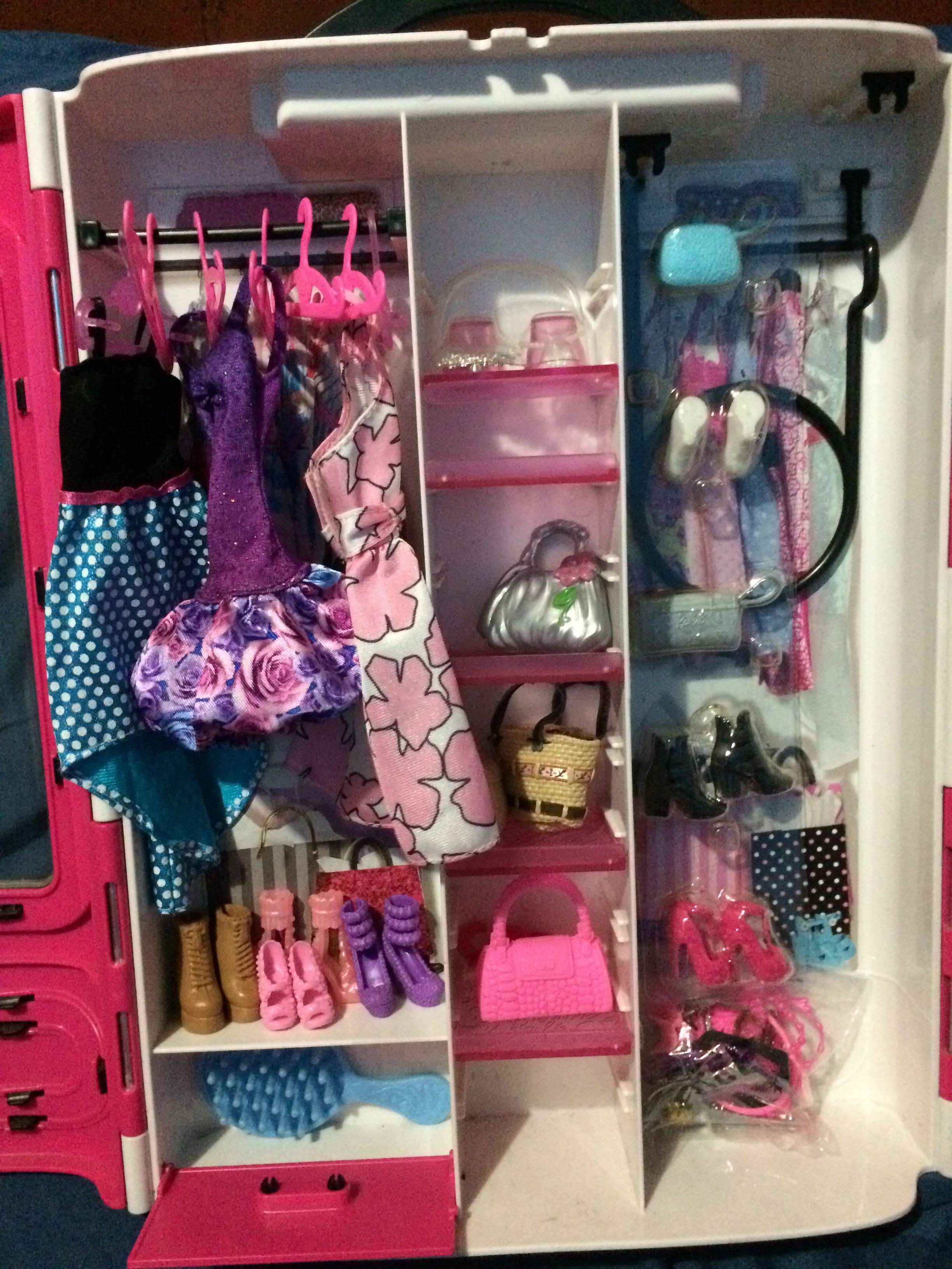 barbie fab closet