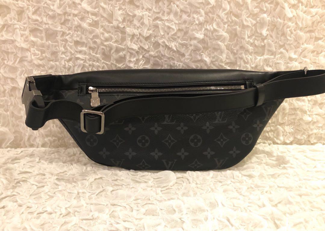 BRANDNEW LV DISCOVERY BUMBAG MONOGRAM ECLIPSE, Men's Fashion, Bags, Sling  Bags on Carousell