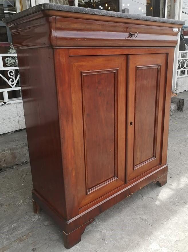 European Cabinet With Marble Top Home Furniture Furniture Fixtures Others On Carousell
