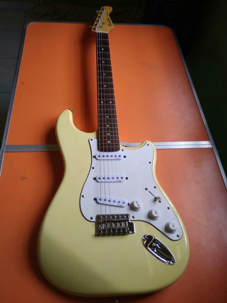Farida stratocaster online