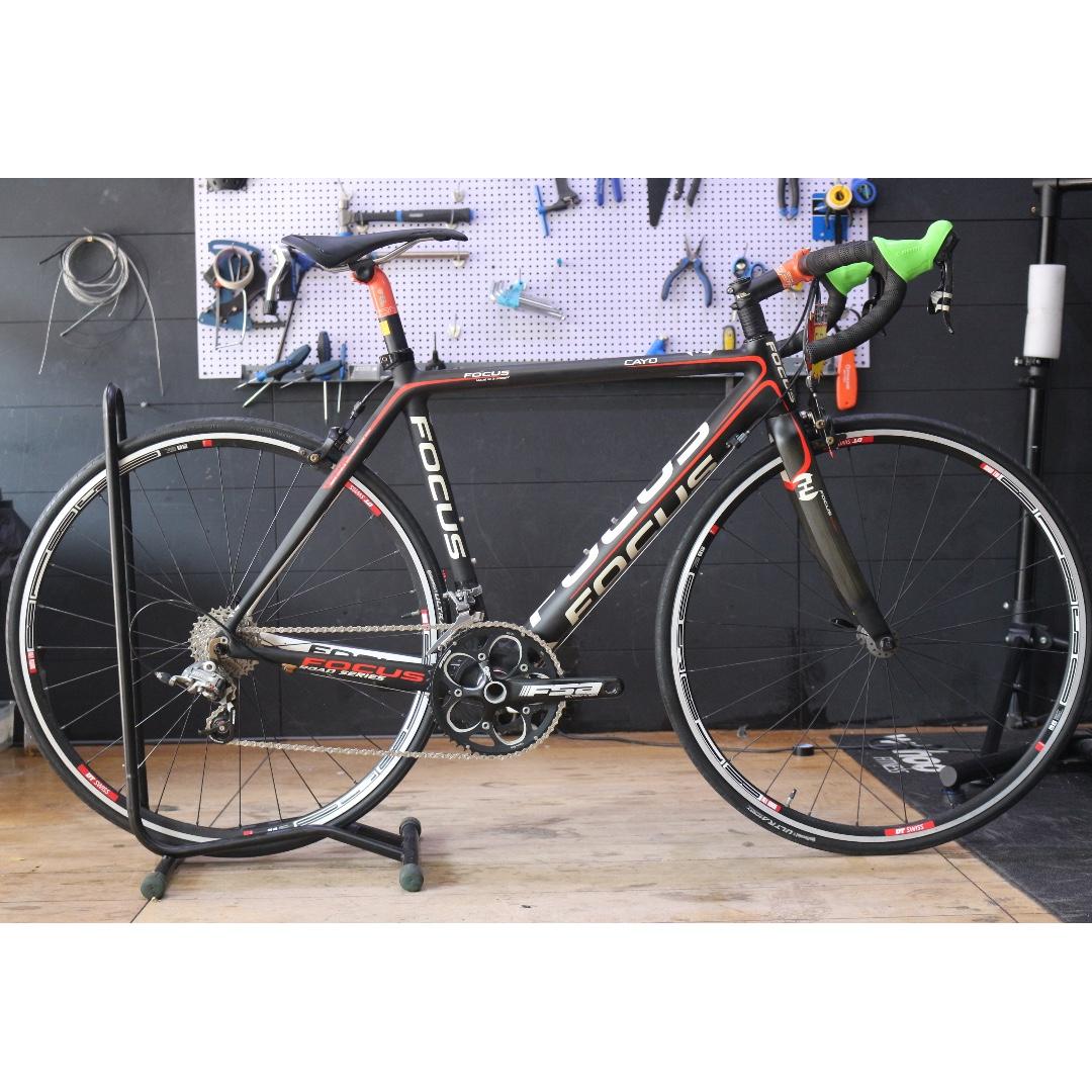 focus carbon road bike
