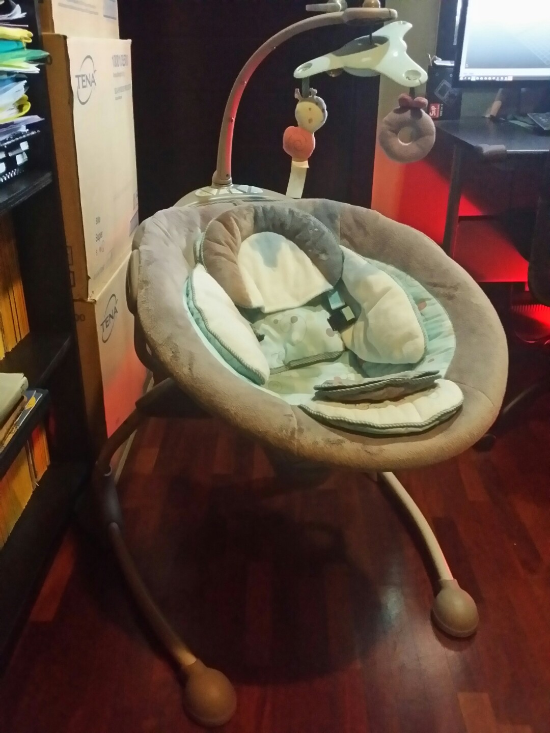 Kids II Ingenuity motorised baby swing sleeper, Babies & Kids, Baby