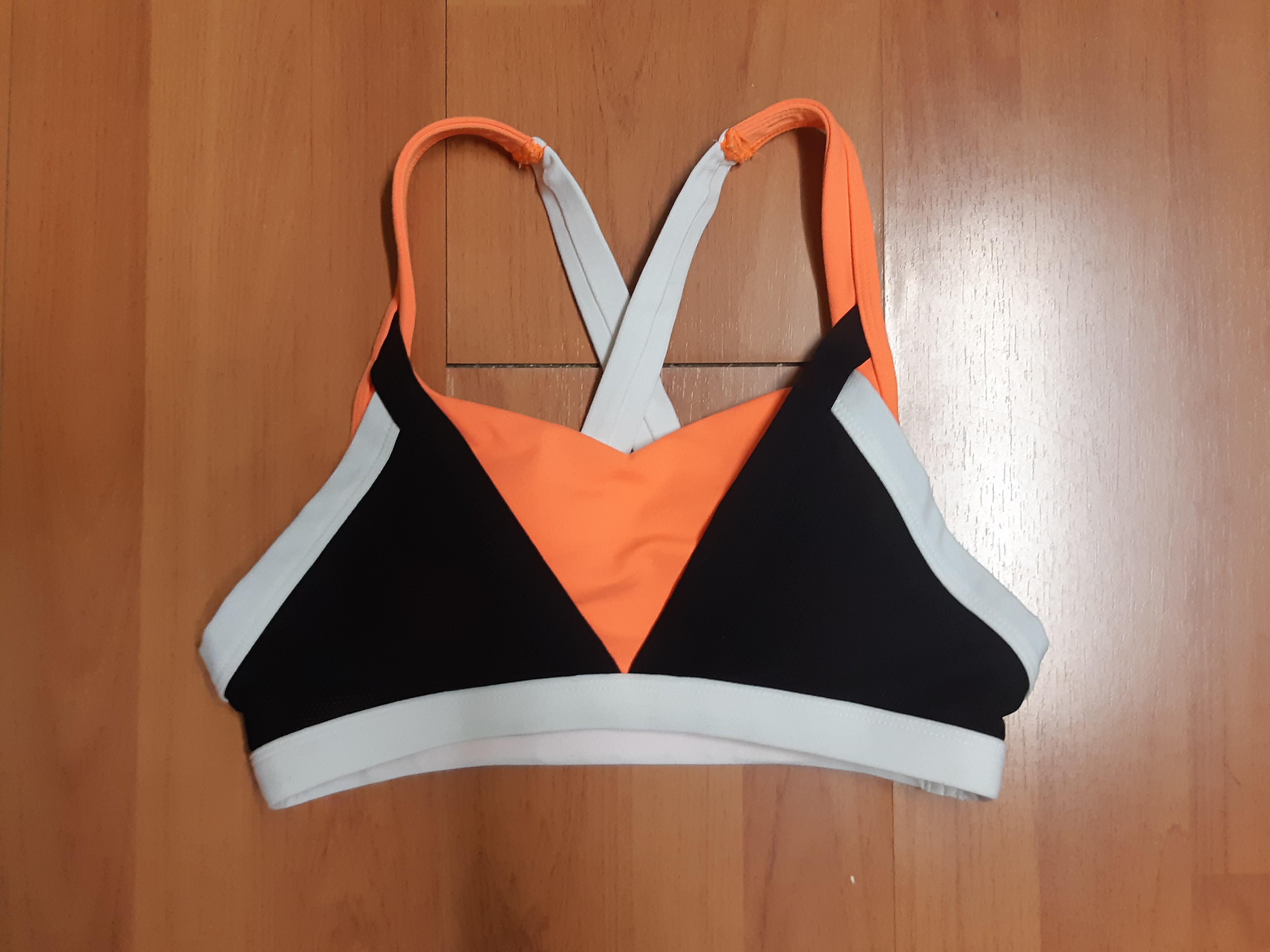 lorna jane white sports bra