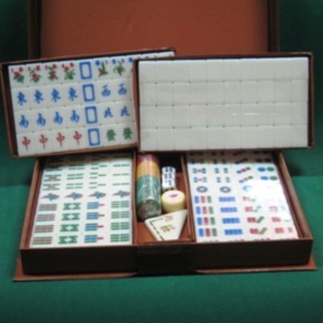 Mini Mahjong Travelling Set / Ivory Colour/Brand New, Toys & Games