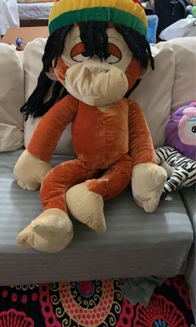 Monkey Rasta (Category: Plushies & Soft Toys) located in Petaling Jaya. Submitted by applewanie (Listing ID 243105680, Image 1). Description: Very big and fluffy Can nego the price The face has a bit dirt Prefer COD.