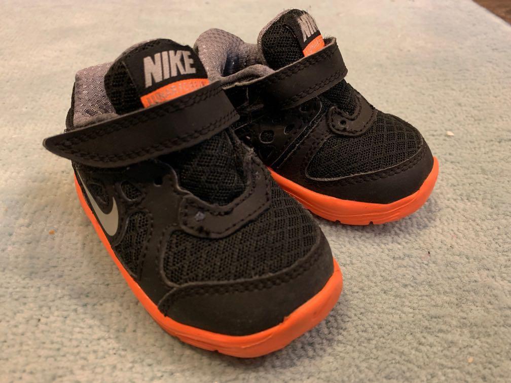 size 3 nike baby shoes