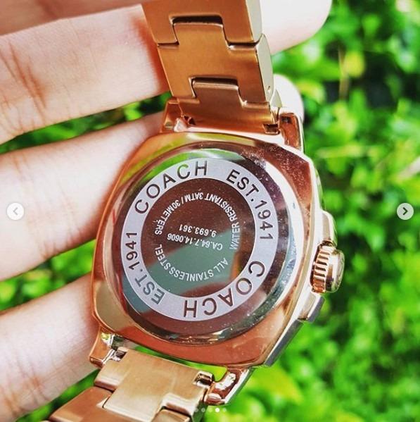 Coach mini boyfriend hot sale watch rose gold