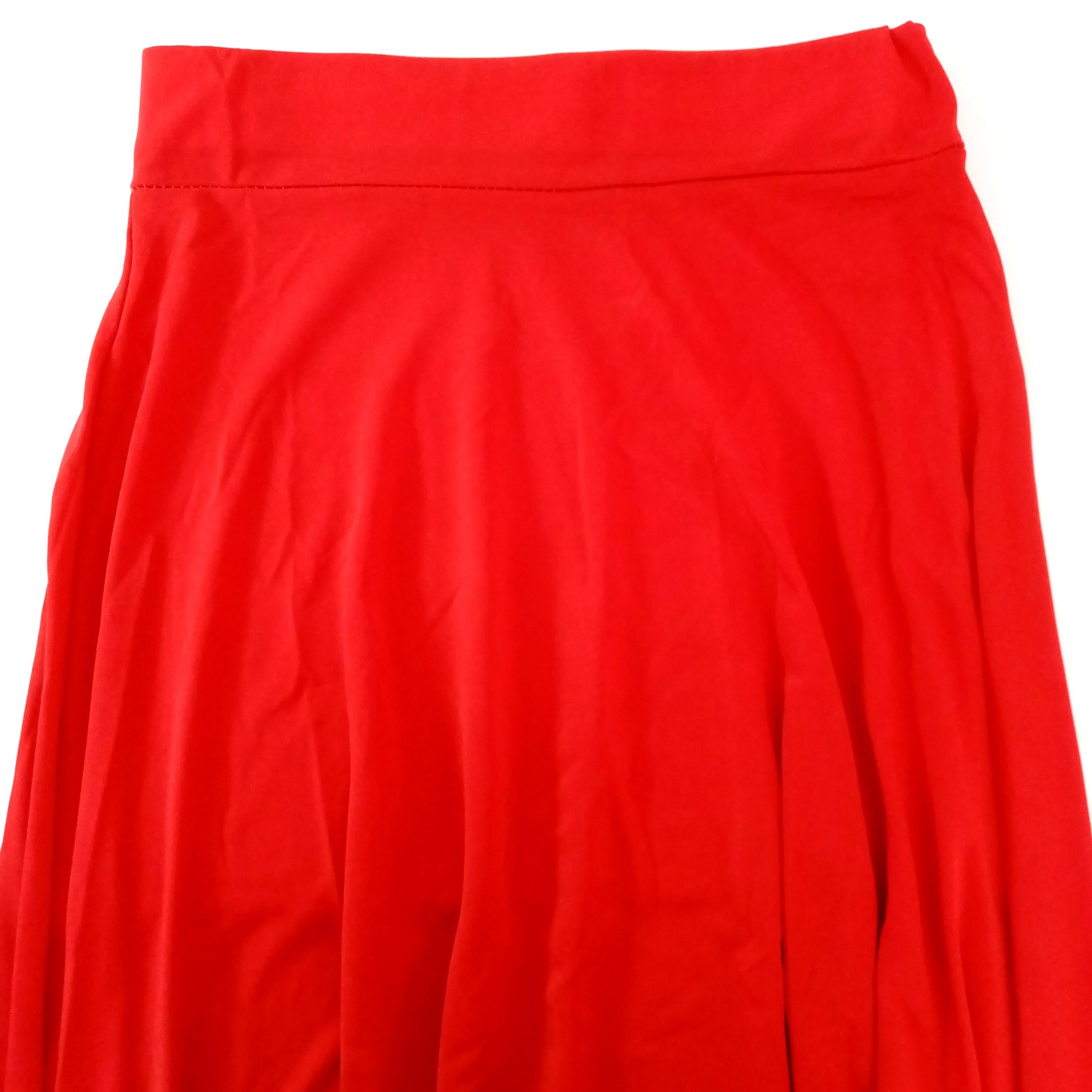 Plain red skirt Clearance