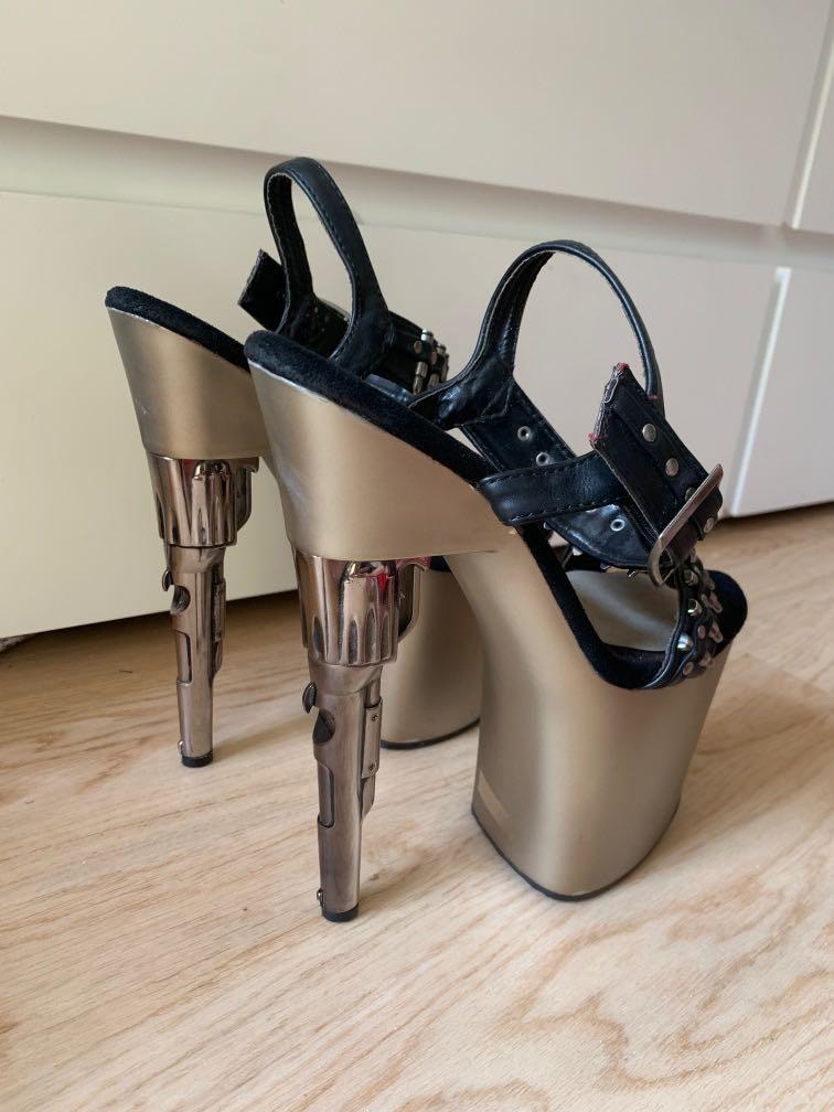 Pleaser bond girl best sale