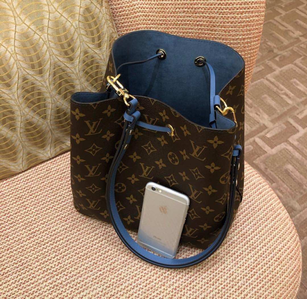Original LV Neo Neo mm Louis Vuitton monogram canvas bucket bag, Luxury,  Bags & Wallets on Carousell