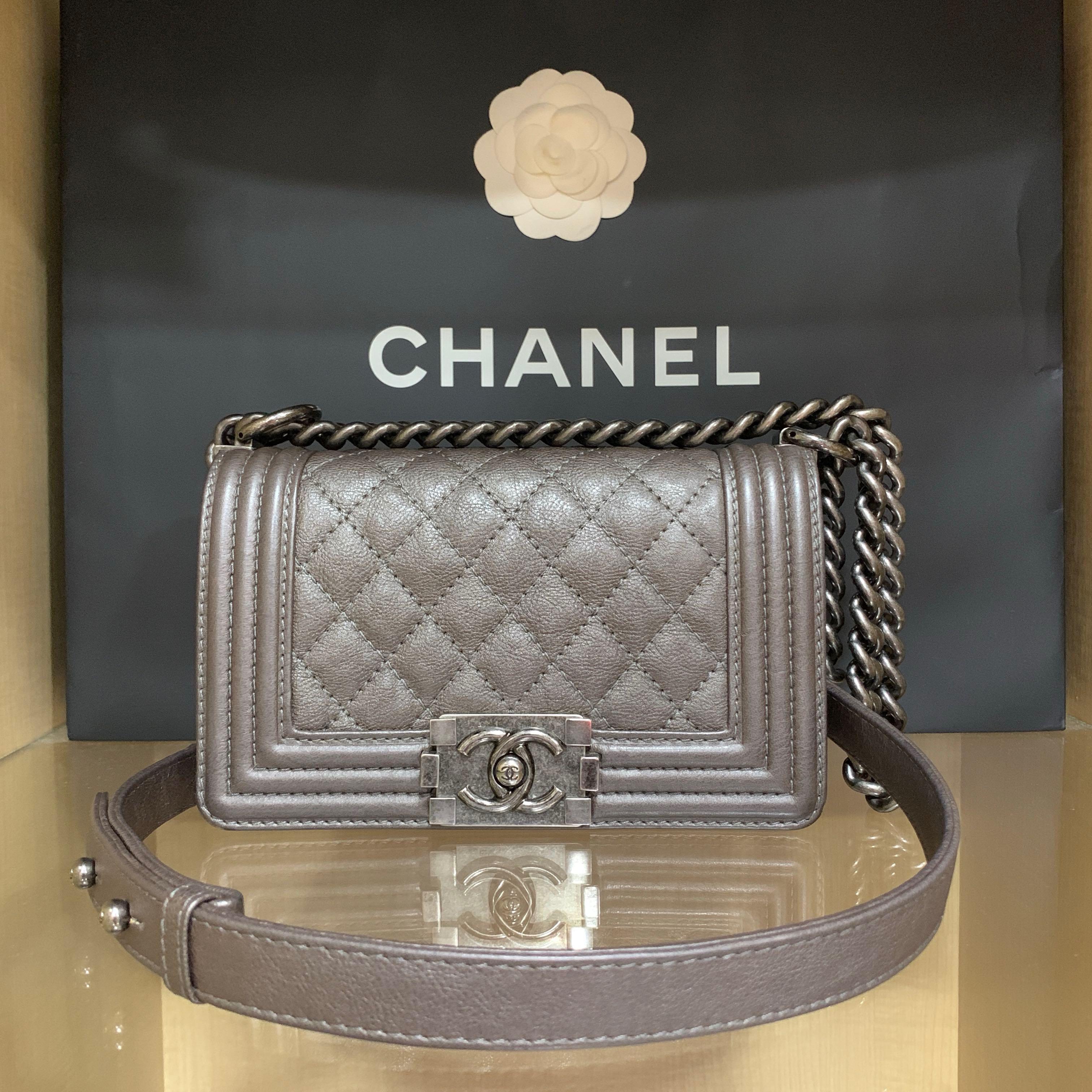 Chanel boy bag preloved 2025