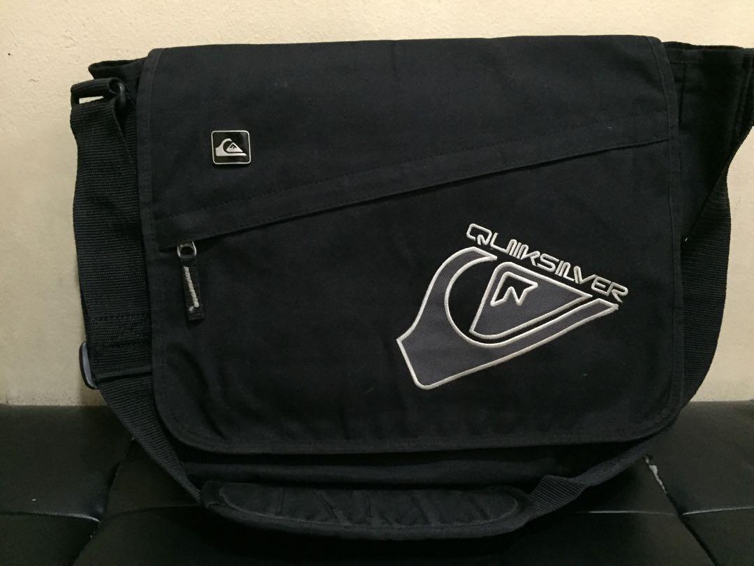 Quicksilver messenger bag store