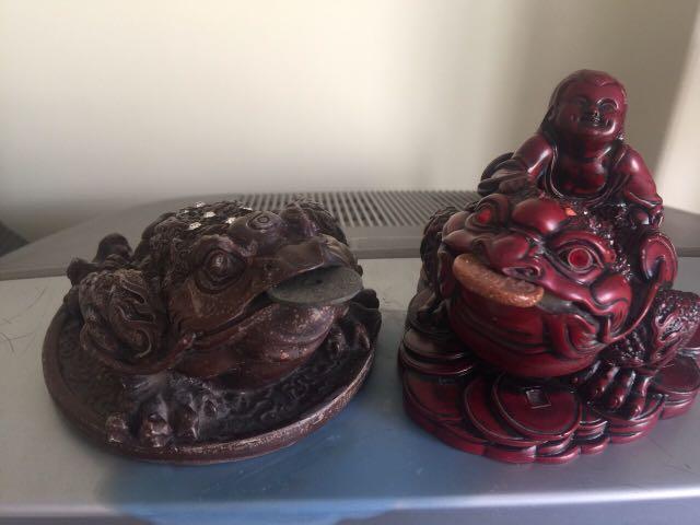 Red Frogs (Category: Pest Control) located in Quezon City. Submitted by uyflo (Listing ID 243141124, Image 2). Description: 2pcs Height 4in.
