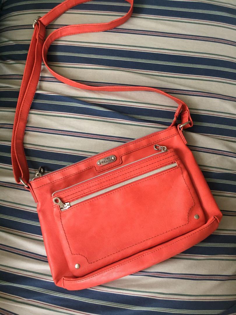 relic sling bag