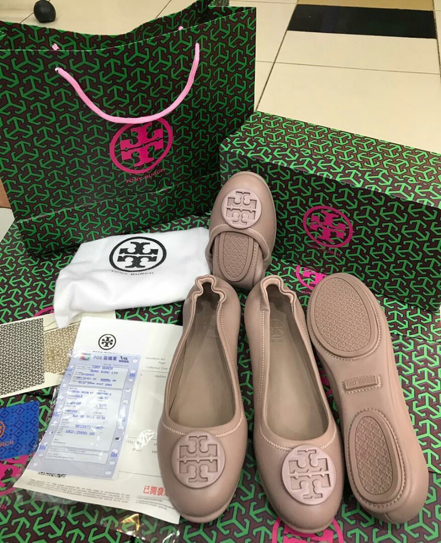 Ciri sepatu tory burch original top