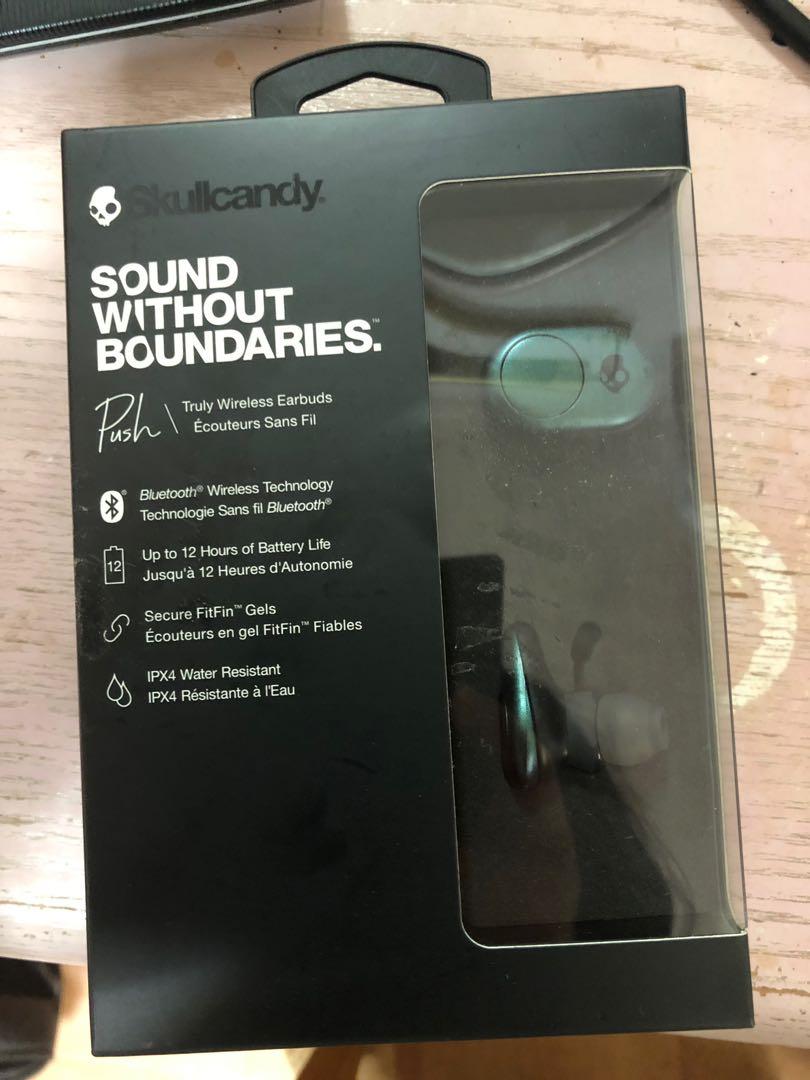 push bluetooth earbuds