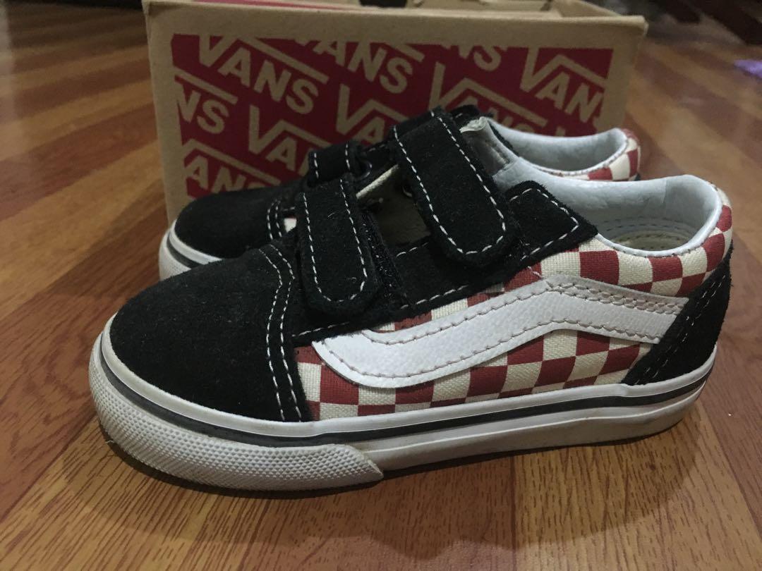 old skool red checkerboard vans