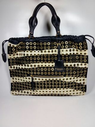 (Kategori: ) berada di . Dikirim oleh vina77 (ID iklan 243349516, Gambar 1). Deskripsi: .