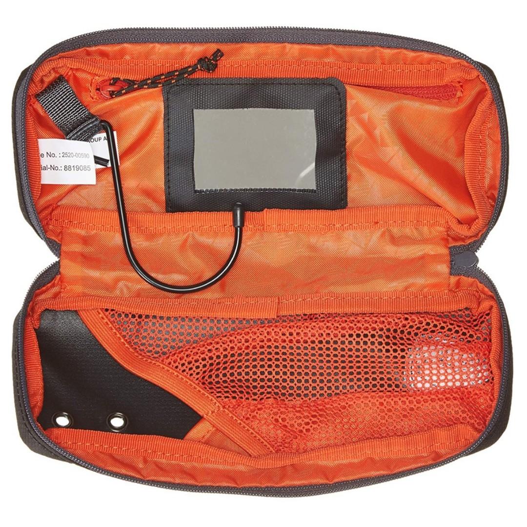 瑞士Mammut Washbag Travel 黑色牛津布旅行梳洗收納小袋, 男裝, 袋, 腰