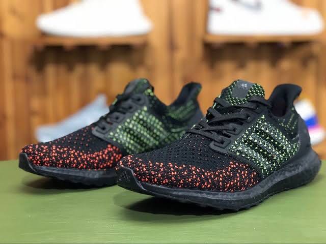ultra boost solar red clima