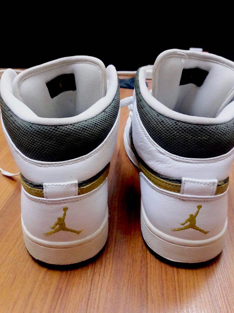 Air Jordan 1 Phat Mid White Moss Cargo Khaki, Men'S Fashion, Footwear,  Sneakers On Carousell