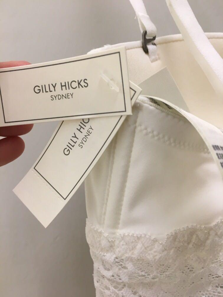 BNWT Gilly Hicks (Abercrombie and Fitch) A&F Bralette Multi-Way