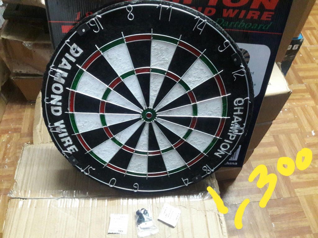 Dart board dartboard dart pin (Category: Kites) located in Manila. Submitted by akosim23 (Listing ID 243449368, Image 1). Description: Dartboard 1300 Dart pin 600.