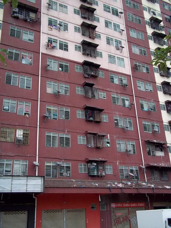 For Sale Desa Mentari Block 5 650sf 3rooms 2baths Basic Unit Property For Sale On Carousell
