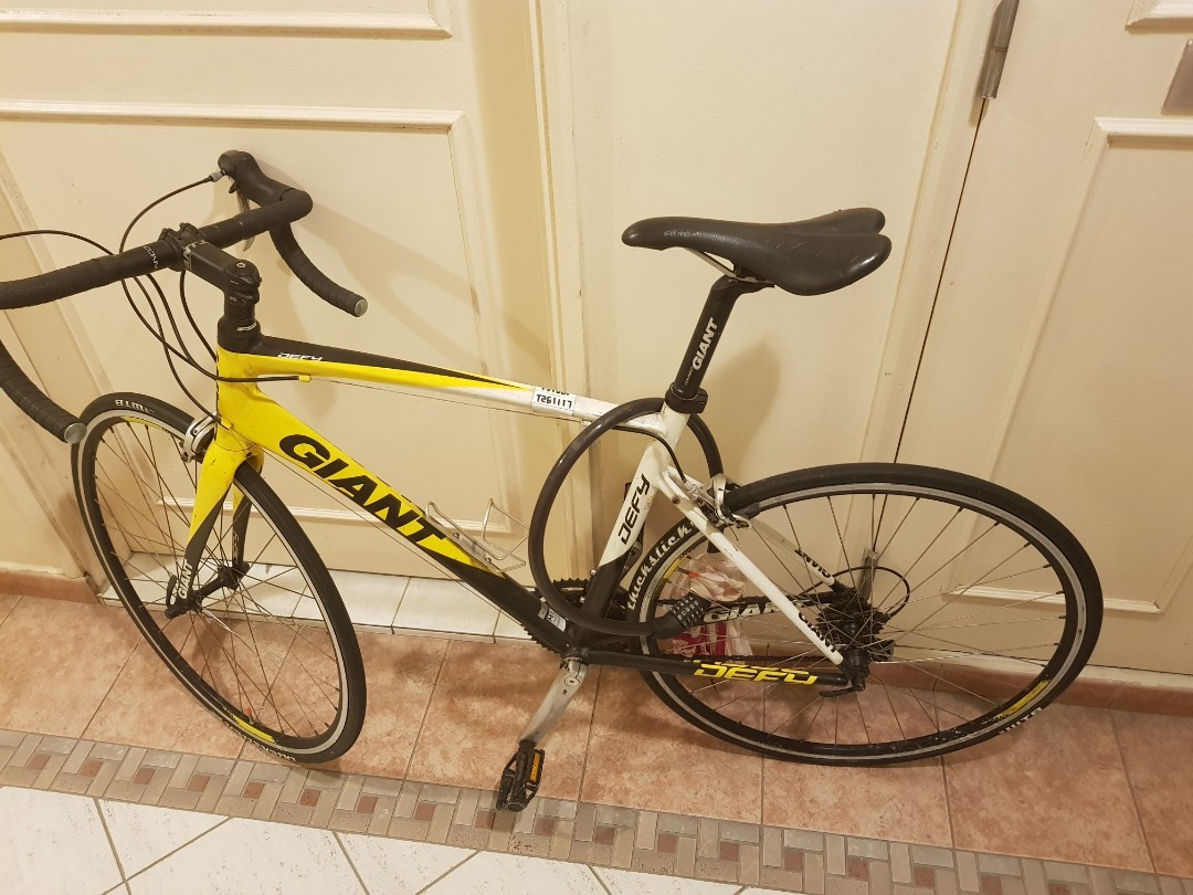 Giant defy yellow and black new arrivals