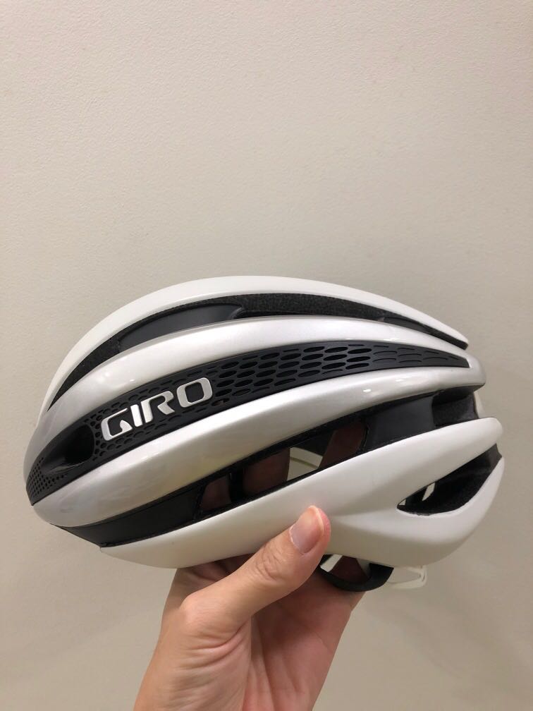 Giro Synthe non mips size M Sports Equipment Bicycles Parts