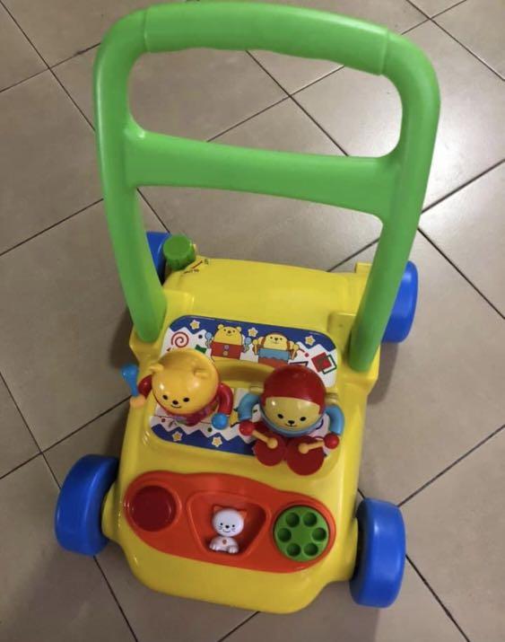 combi baby activity walker