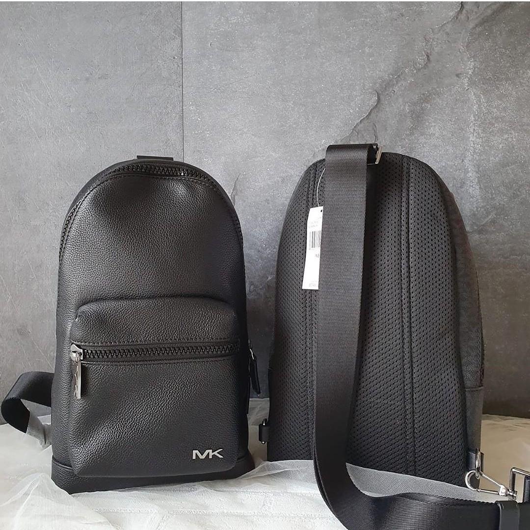Michael Kors Cooper Sling pack 34×20 