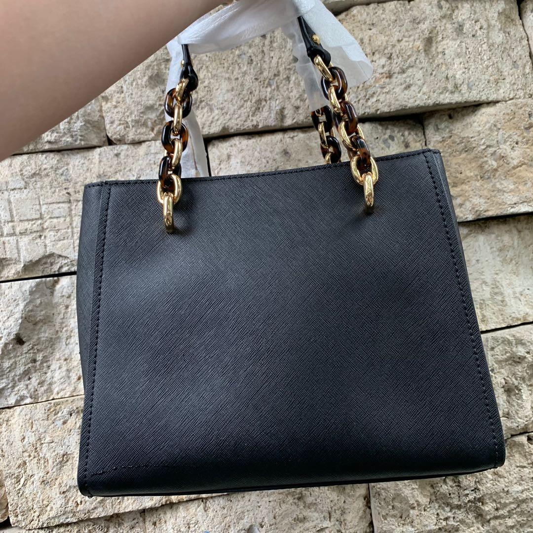 Mk top sofia medium