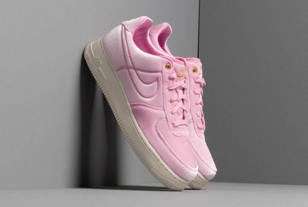 Nike Air Force 1 07 in pink velvet pm uk size for sale price