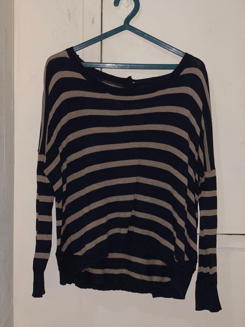 Pre Loved Bench Pullover Women S Fashion Women S Clothes Tops