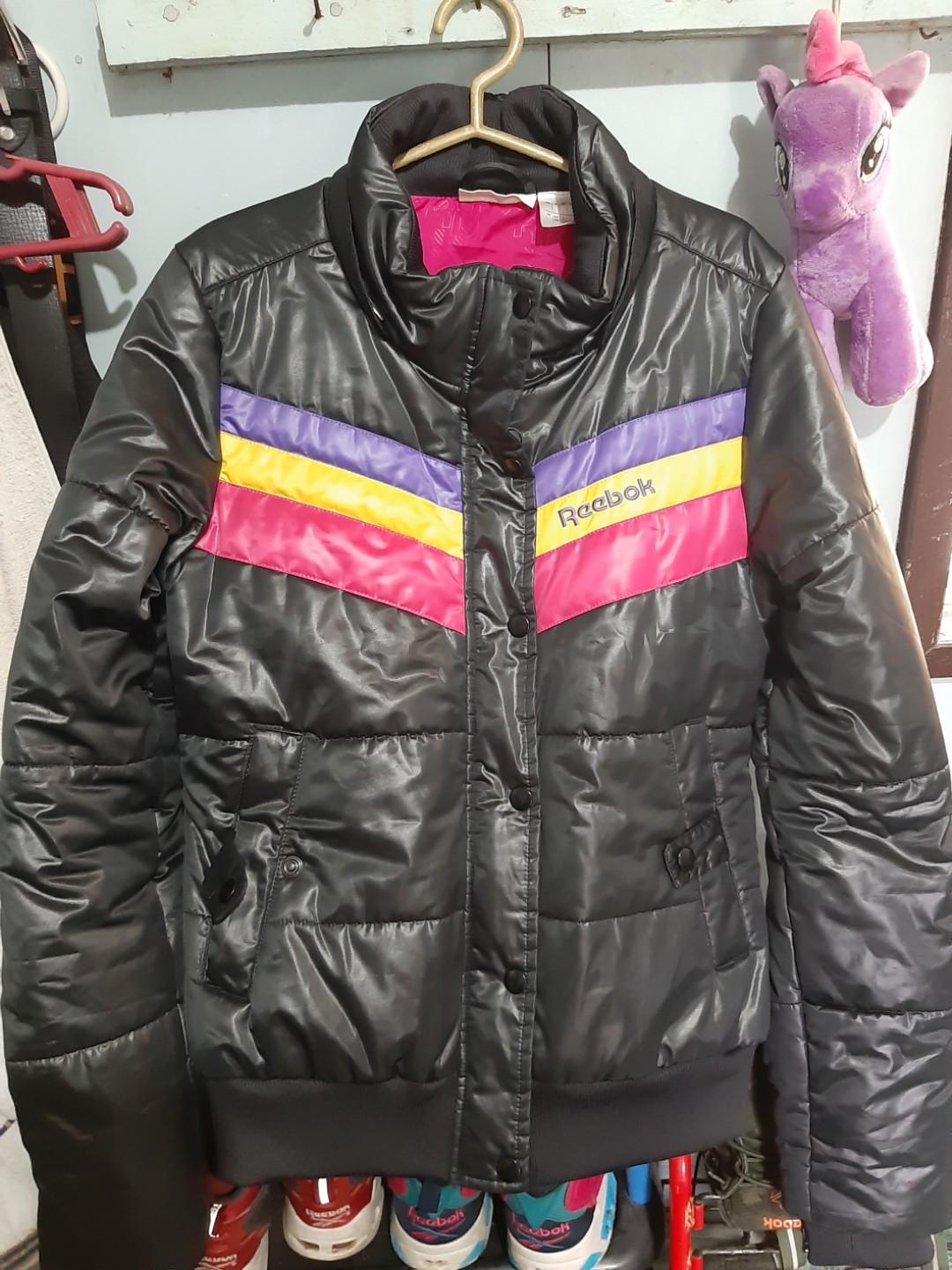 Reebok Replay H&M Fingercroxx (Category: Swim Trunks & Board Shorts) located in Marikina City. Submitted by emc47 (Listing ID 243311559, Image 1). Description: For Sale Jeans/Denim/Jacket Reebok Jacket 500 Sz Small Jeans 300 S-32 33 Replay H &M Fingercroxx Generic Jeans 150 Sz 30-31.