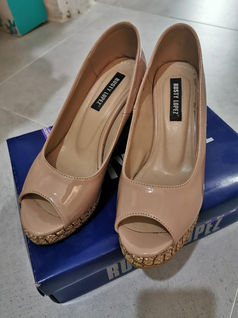 Rusty lopez wedge sandals discount
