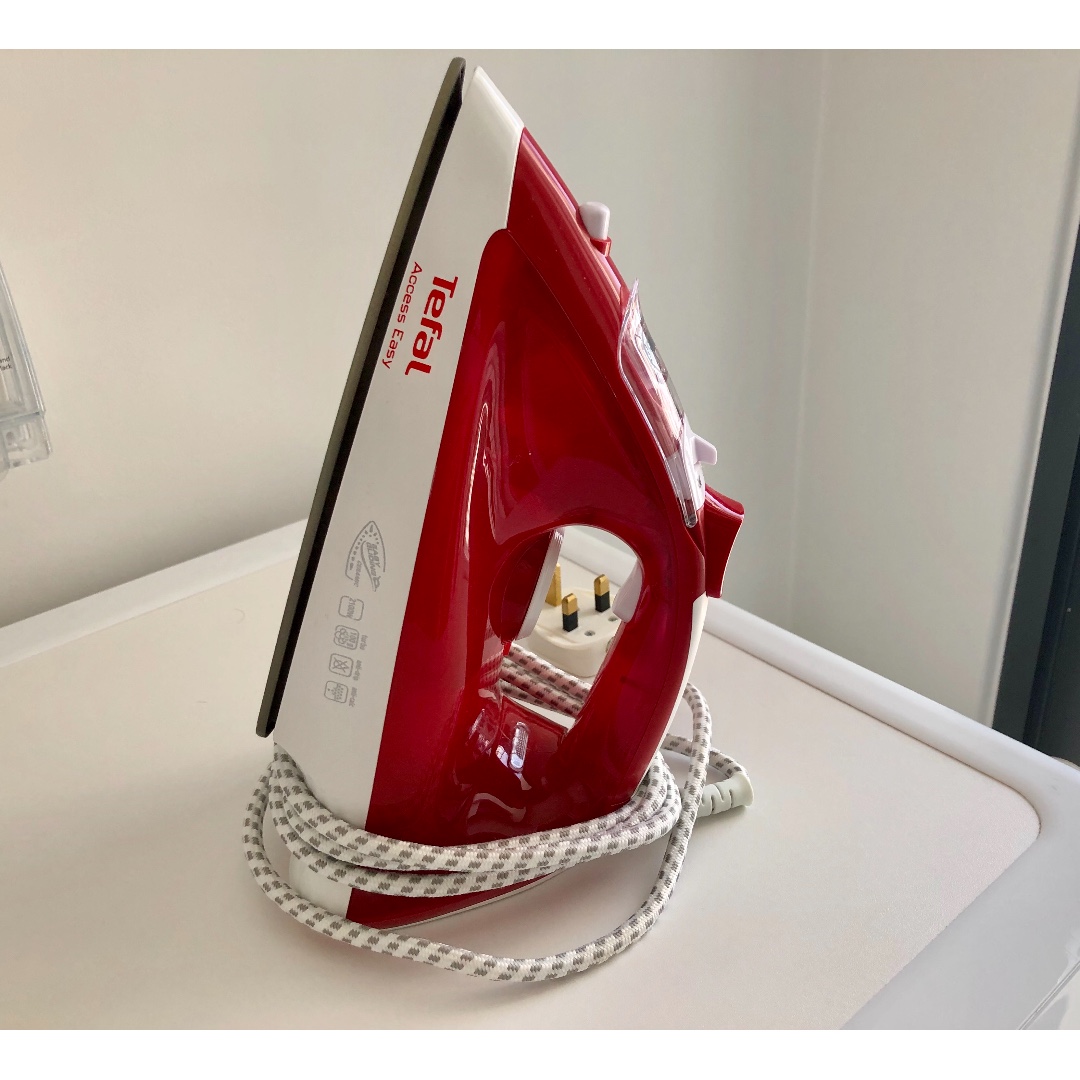 Tefal iron, TV & Home Appliances, Irons & Steamers on Carousell
