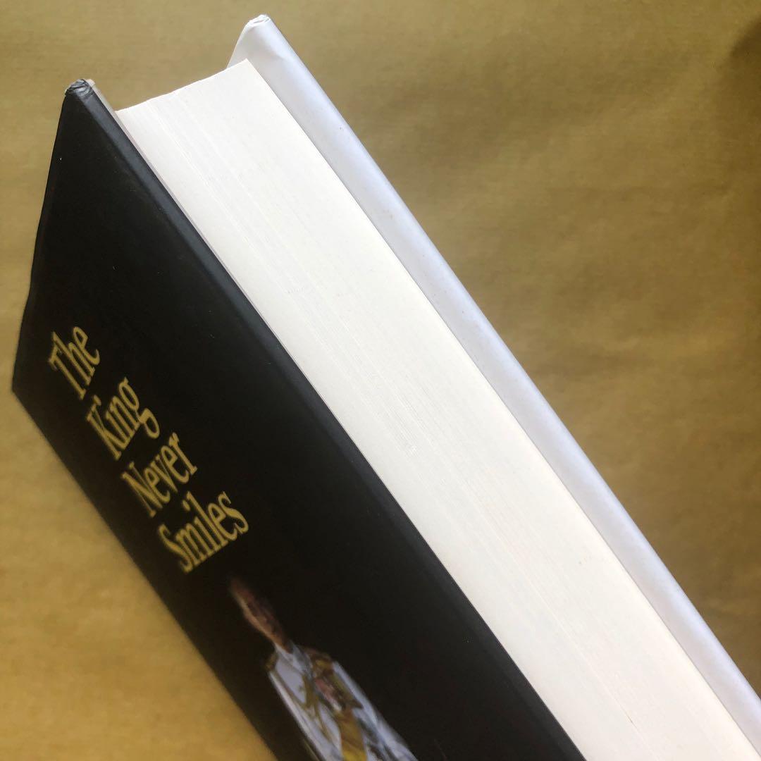 The King Never Smiles The Biography Of Thailand S Bhumibol