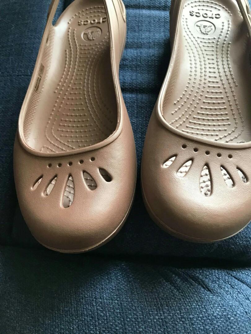 crocs thea