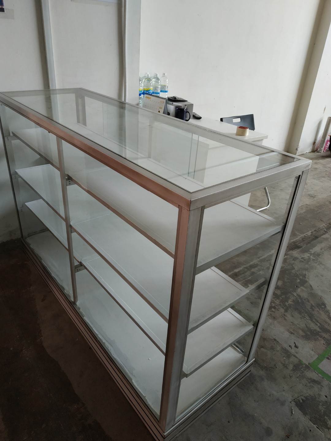 Used Display Furniture & Home Living, Furniture, Shelves