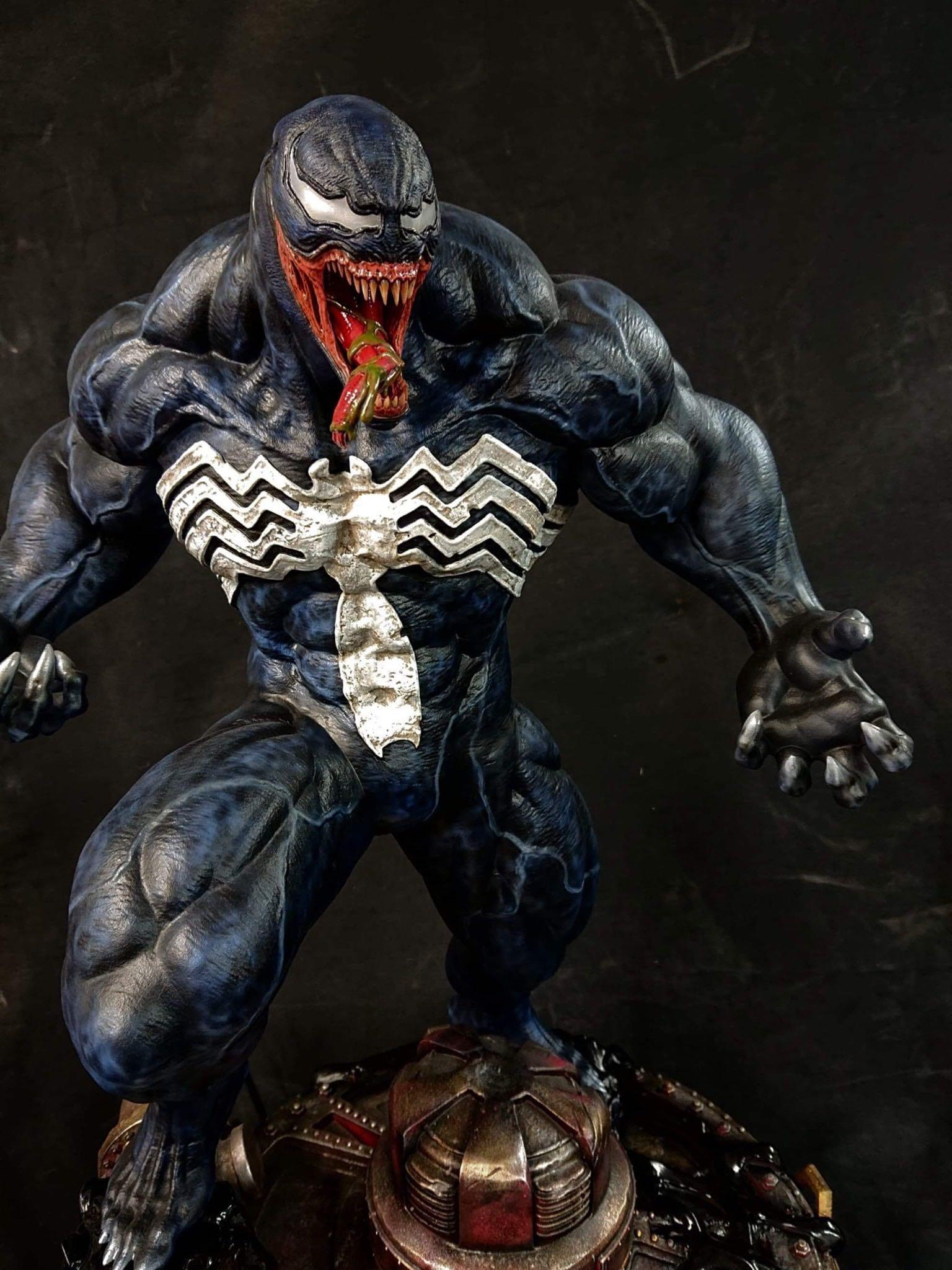Venom Custom 1/4 Statue Extremely Rare XM Sideshow , Toys & Games