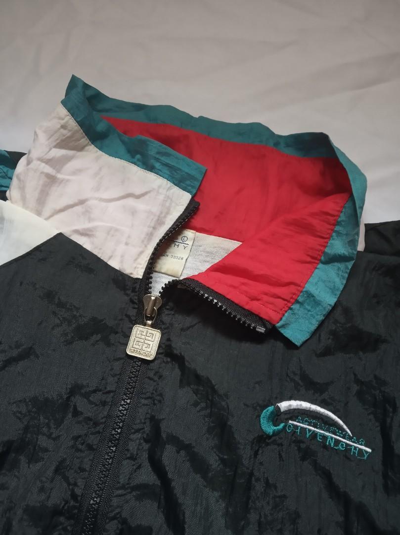 Vintage Givenchy Activewear Windbreaker, Men's Fashion, Coats, Jackets and  Outerwear on Carousell