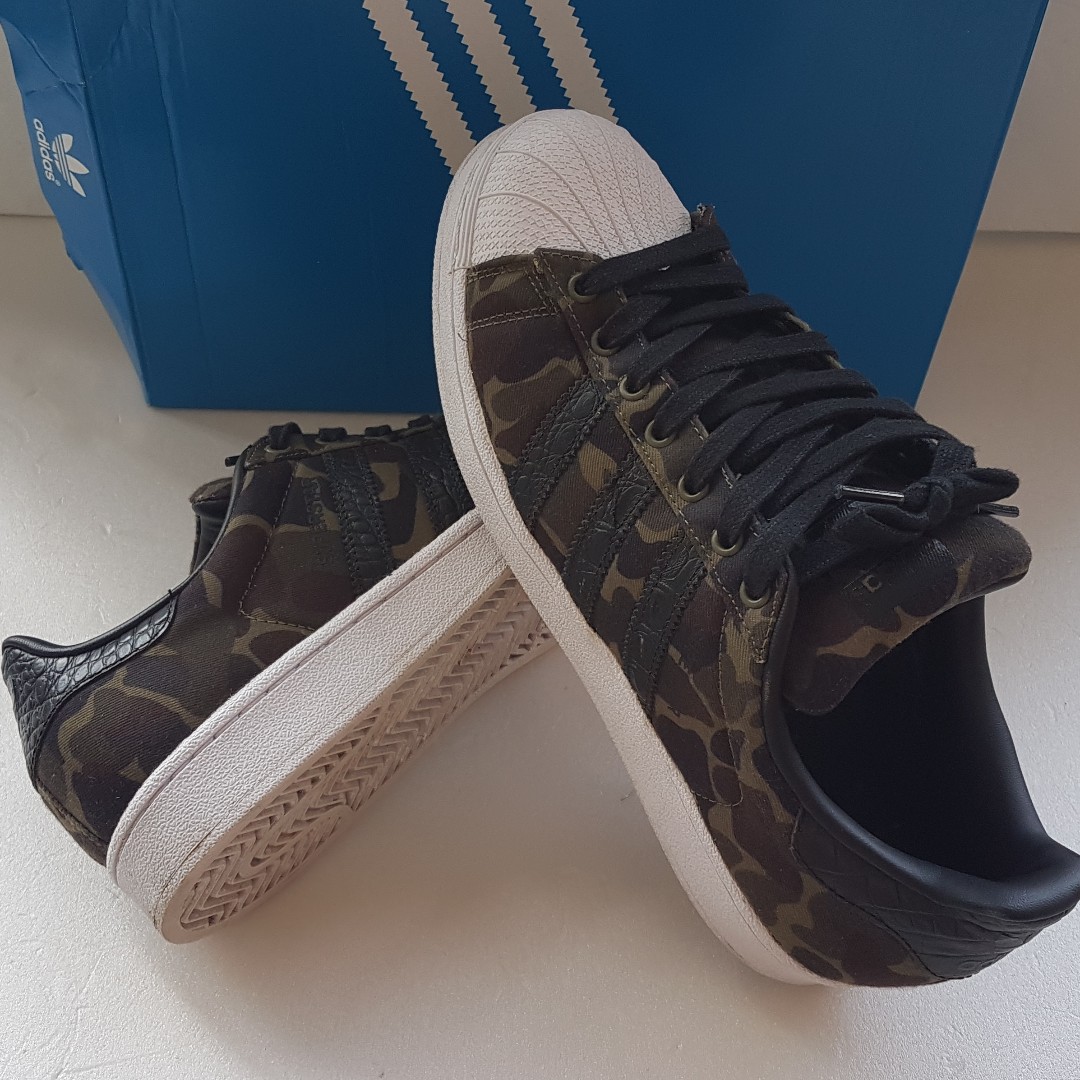 Adidas Camo Shoes, Adidas Superstar Original Sports Shoes, Size US , UK  8, EUR 42, Rare Camouflage Style with White front, Limited Edition, Funky,  Groovy, Street Fashion, Walking, Running, Travelling, Daily shoes,