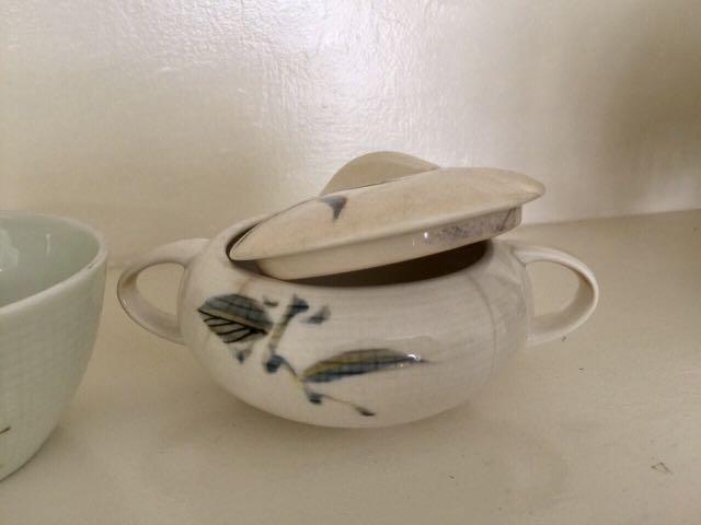 Chinese Soup Bowls (Category: Home Improvement Tools & Accessories) located in Quezon City. Submitted by uyflo (Listing ID 243543498, Image 2). Description: 4pcs, each representing a Chinese dynasty.