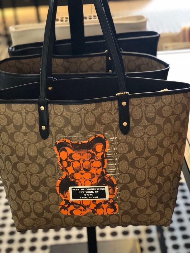 coach gummy bear tote