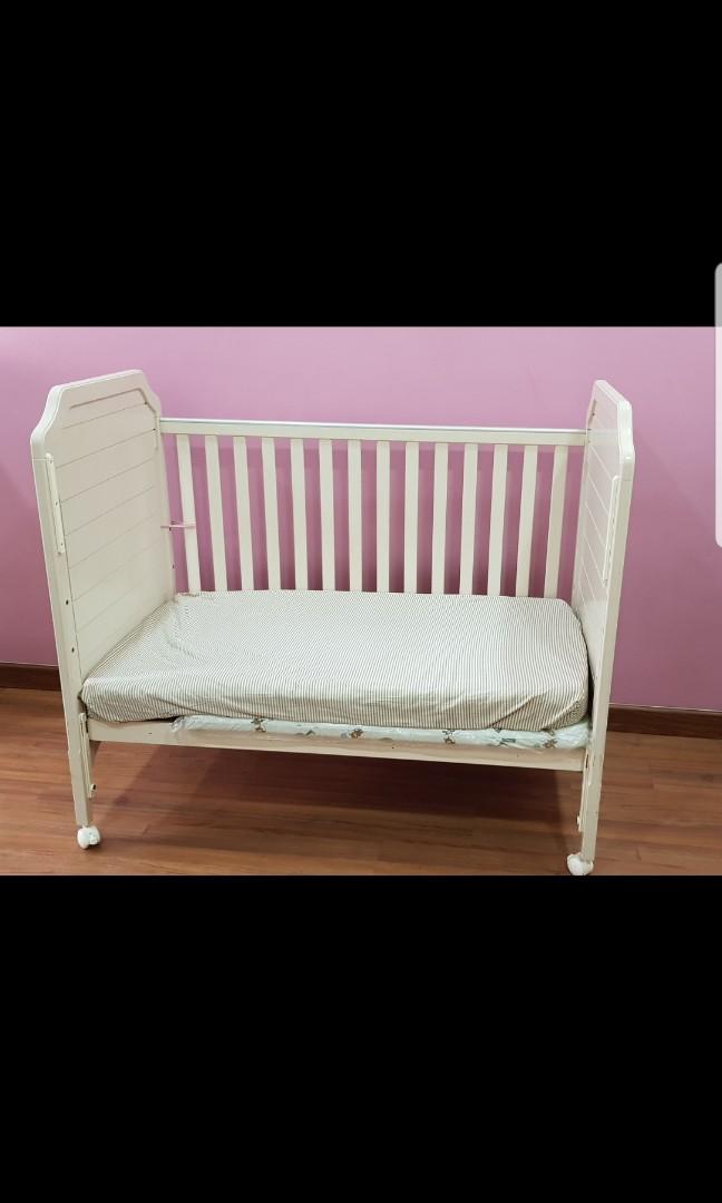 Crib and Toddler Bed, Babies & Kids, Baby Nursery & Kids Furniture