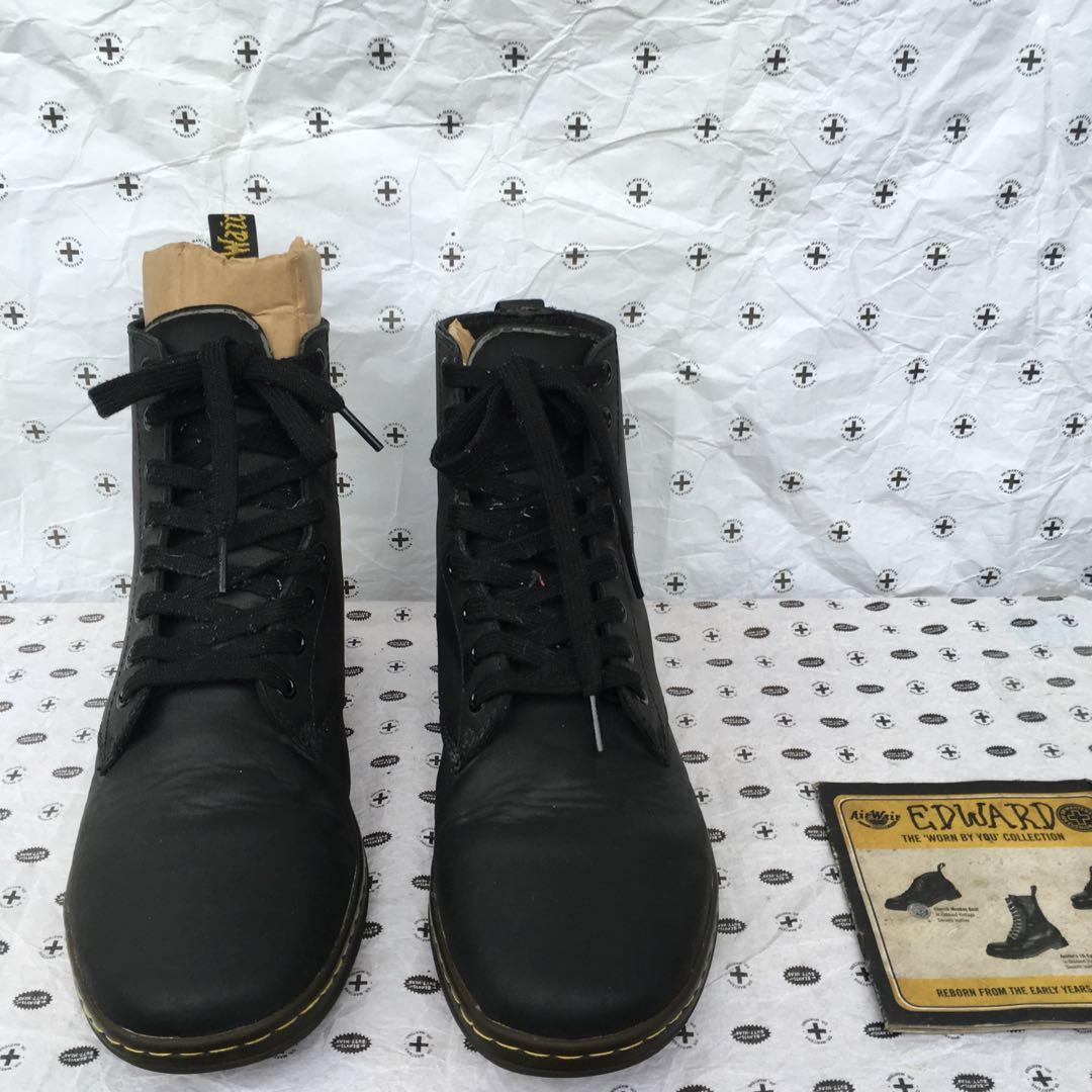 Dr. Martens Tobias Women s Fashion Footwear Boots on Carousell
