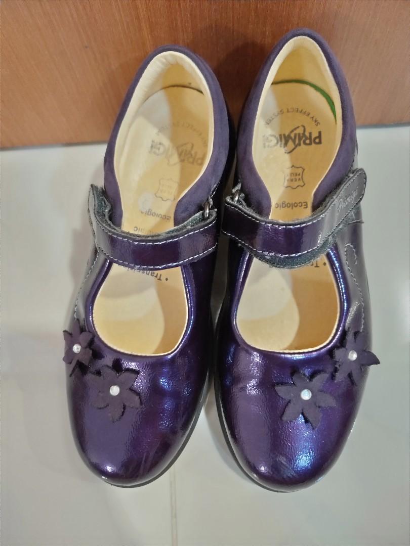 purple colour shoes