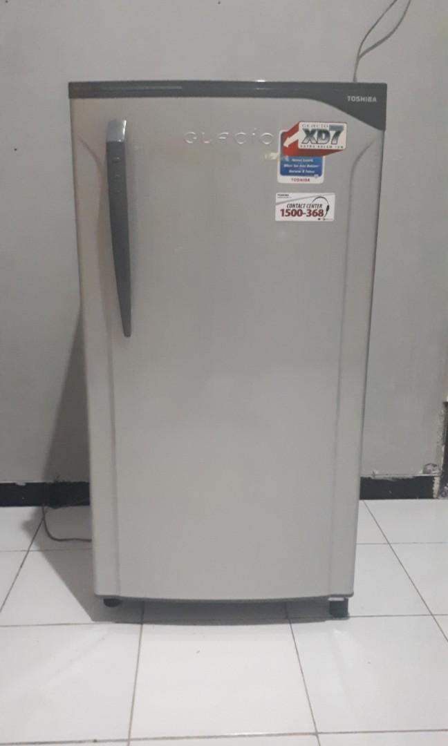 Glacio Kulkas Toshiba Gr N177hi Elektronik Lainnya Di Carousell